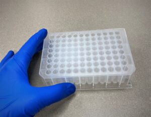 Pure Pass Well Plates and Sealing Mats